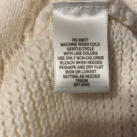 Liz Claiborne XL Red and White Cable Knit  Fisherman Sweater - Picture 8 of 13